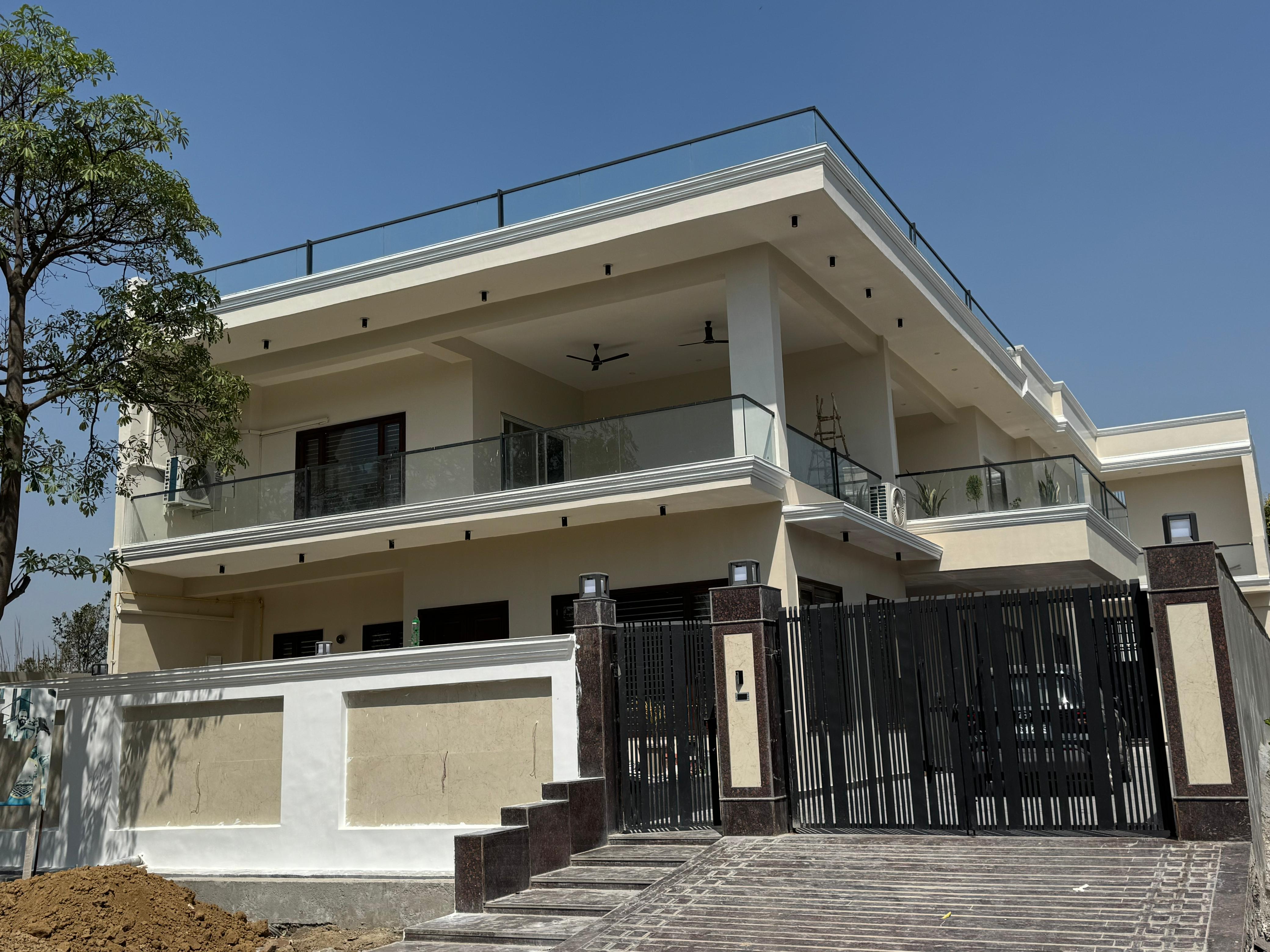 D-Block, Sec-122, Noida